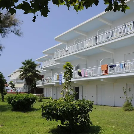 Aparthotel Alexandros Arkoudi