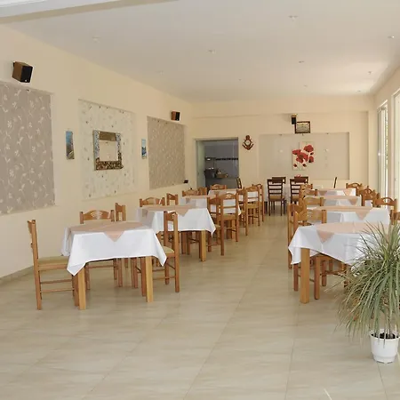 Aparthotel Alexandros Arkoudi